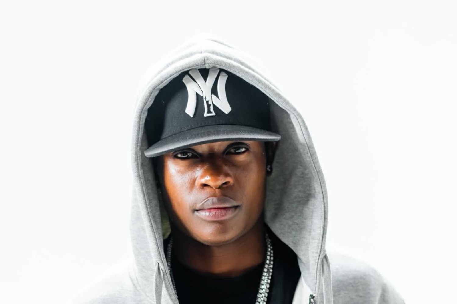 Jnr Spragga Dominates Zimbabwe’s Apple Music Chart With “DAKA”